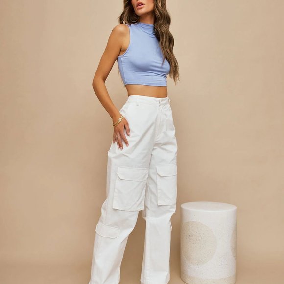 🎉Host Pick🎉 Vici Popular White Cotton Cargo Pants NWT - (M) - Picture 3 of 4